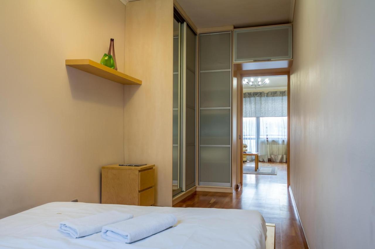 Apartment On Triokhsviatytelska Κίεβο Εξωτερικό φωτογραφία
